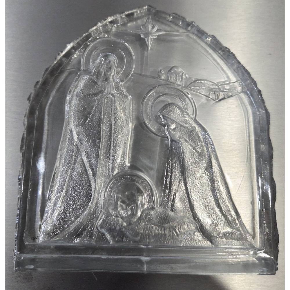Avon‎ Glass Nativity Scene 5" Shelf Plaque